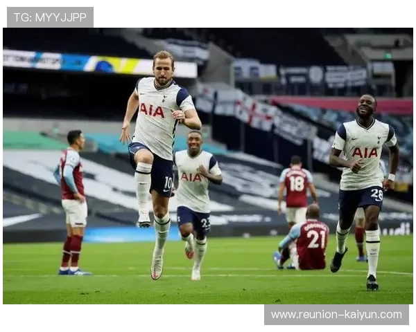 托特纳姆热刺冬窗引援动向与主帅战术调整全解析最新进展深度报道 托特纳姆热刺冬窗引援动向与主帅战术调整全解析最新进展深度报道