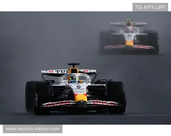 F1赛季最新动态 红牛与梅赛德斯争锋 日程与车手变动全解析