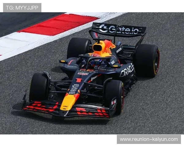 F1赛季最新动态：迈凯伦极速进步，红牛继续统治，梅赛德斯陷入困境